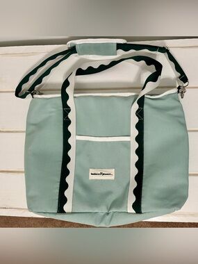 business&pleasure Mint Green Insulated Tote with Scallop Strap Detail